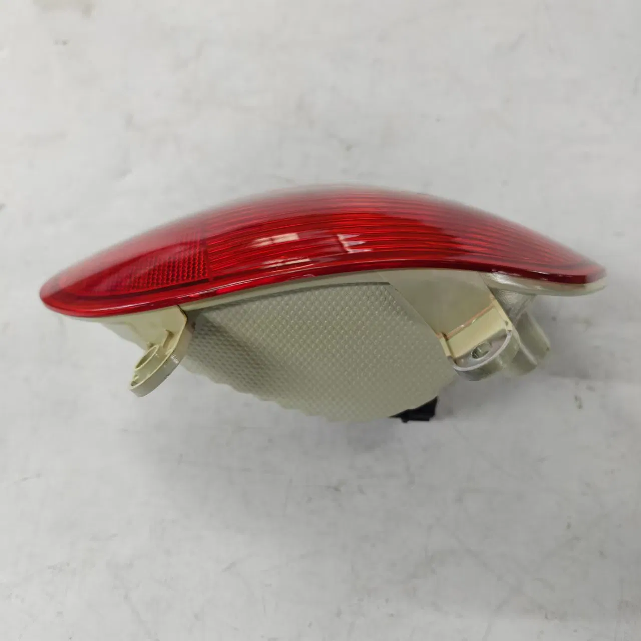 Противотуманные фары задние для Saic Maxus G10