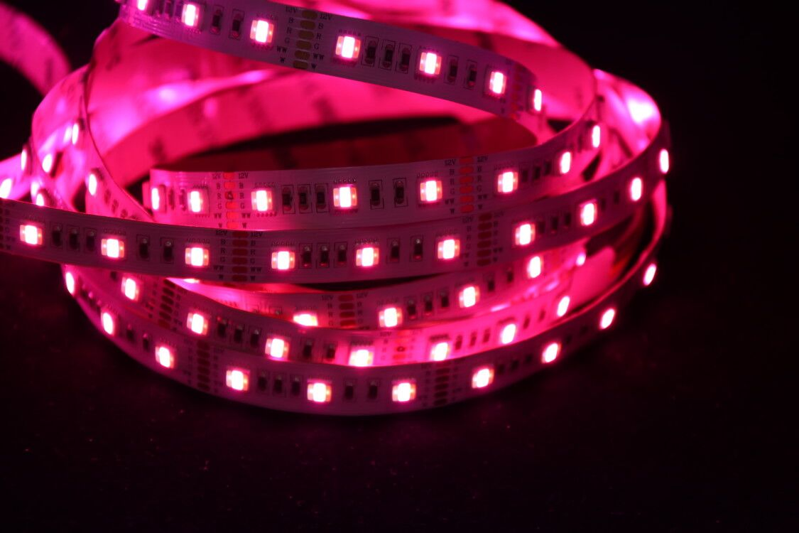 LED 5050SMD 5in 5 Chips 1 LED 14.4W/M 60LEDs/M Rgbww CRI>90 High Brightness Fexiable LED Rigid Strips Decoration Light