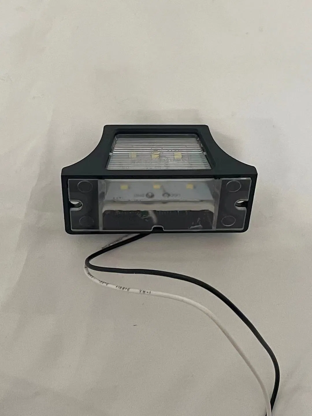 Светодиодный фонарь подсветки номера ECE EMC White LED