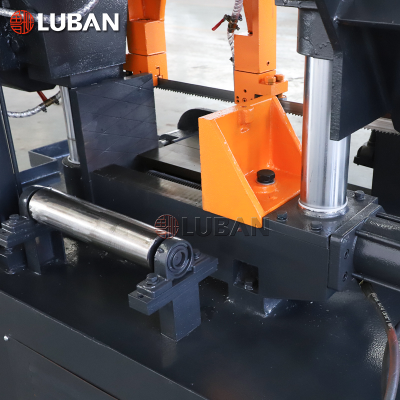 Lubansaws GB4250 Горизонтальная гидравлическая ленточная пила по металлу