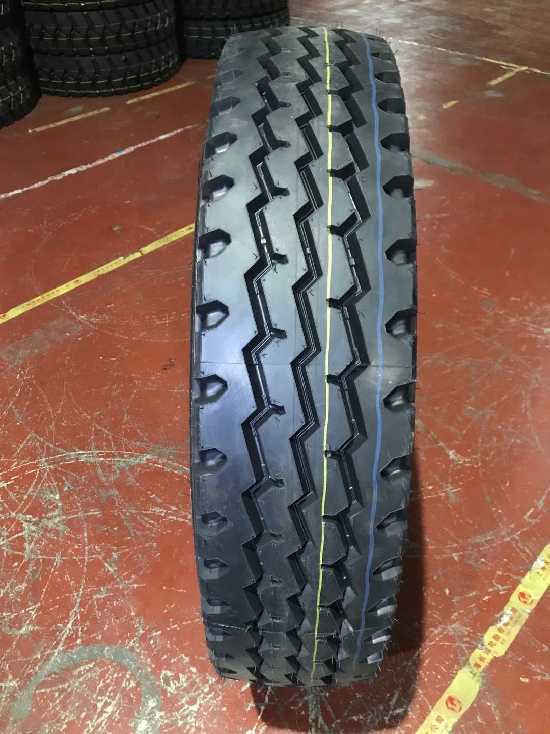 Super Paddy Field Tyre Pr1 6.00-12 600-12 6.00-14 600-14 6.50-16 650-16 7.50-16 750-16 Havest Tire for Agriculture Tractor Tire Use