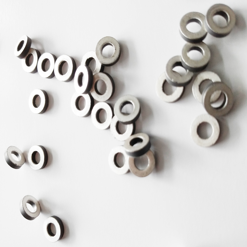 Датчик температуры воды MF57 для тракторов