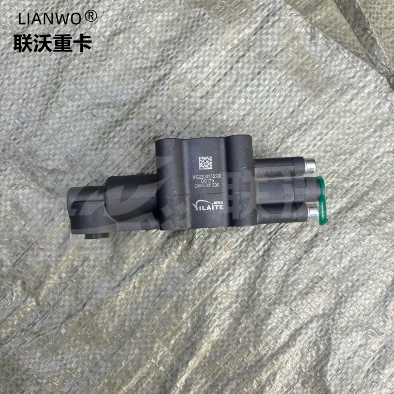 Пневмоклапан блокировки КПП Sinotruk HOWO Wg2203250210