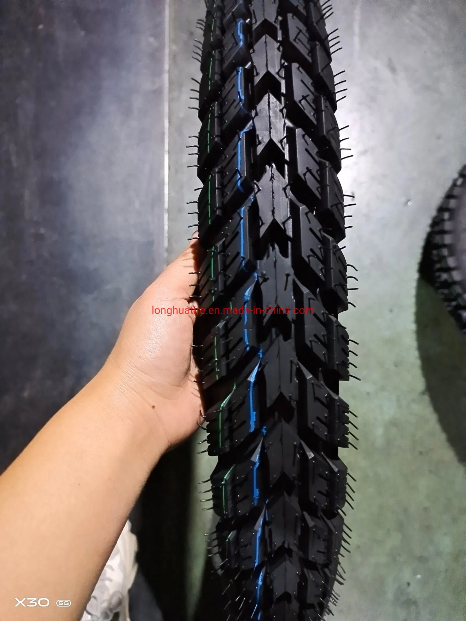 Электромотошина 2.50-14, качественная