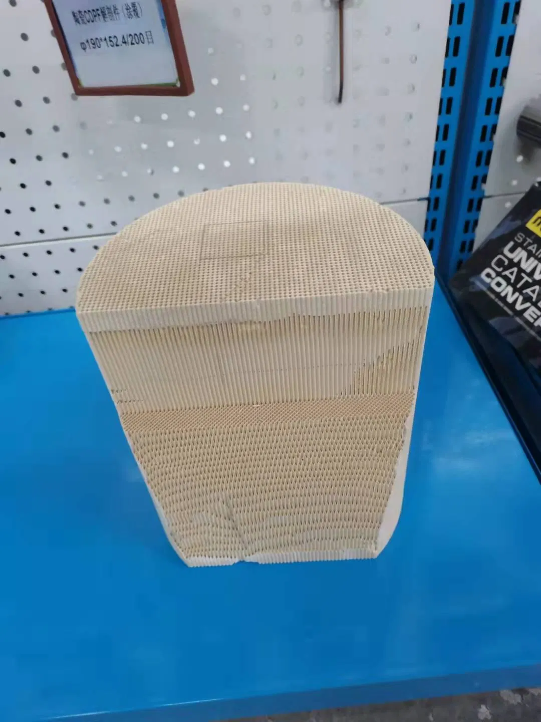 Керамическое покрытие DPF с PT Pd Rh для дизельных двигателей