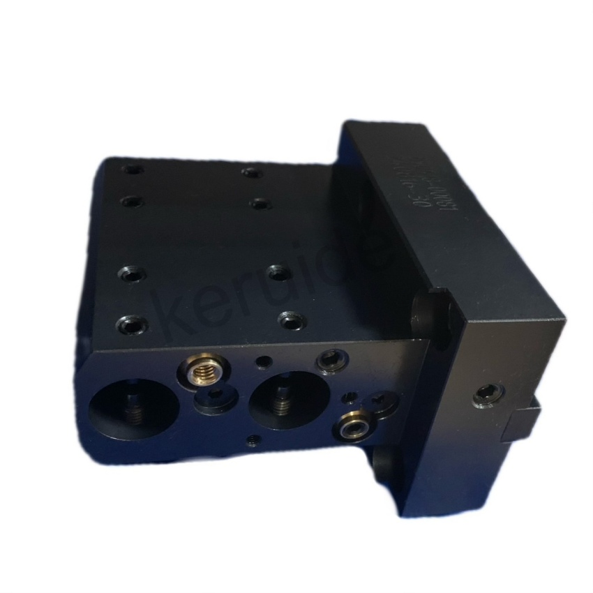 Усиленная опора двигателя для грузовиков