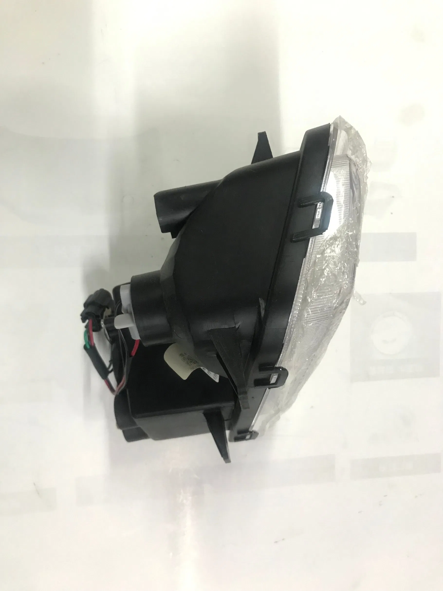 Противотуманная фара правая LED для Changan Eulove F101-14