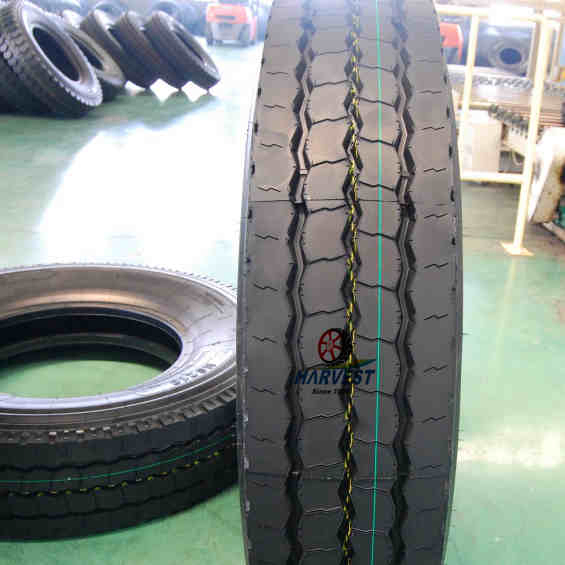 High Quality Truck Tyre 10.00r20