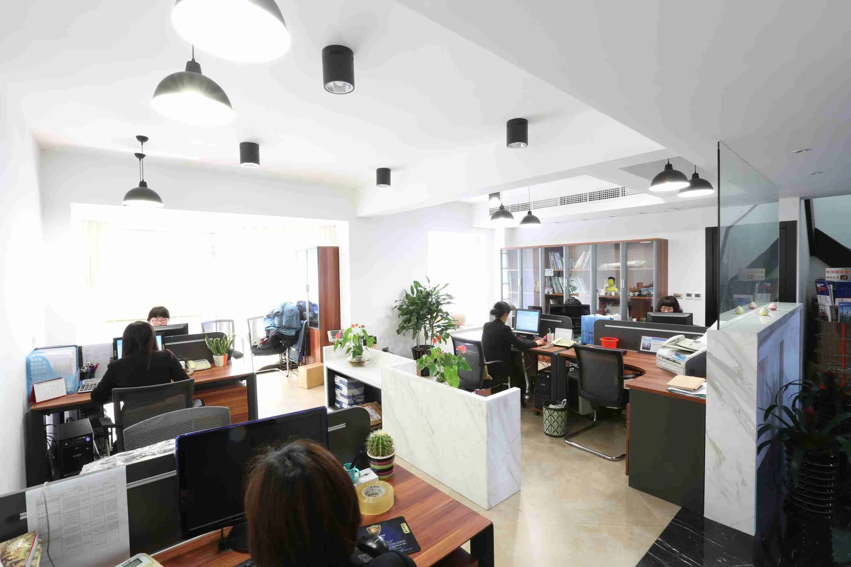 Ouri Truck Parts Engine Wire Harness 22437675 for Volvo Fh4