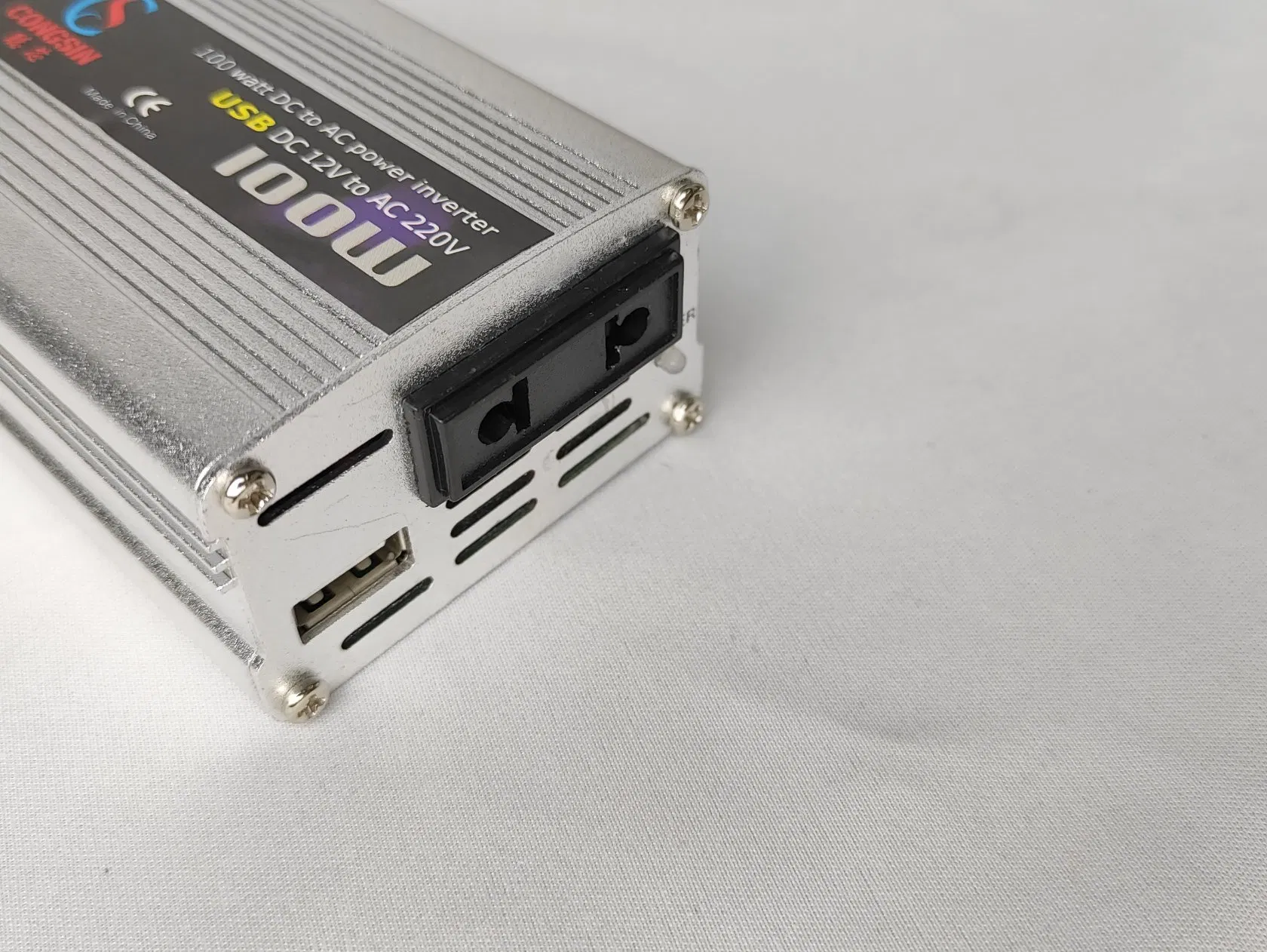 Автомобильный инвертор Congsin 100W 12V/220V