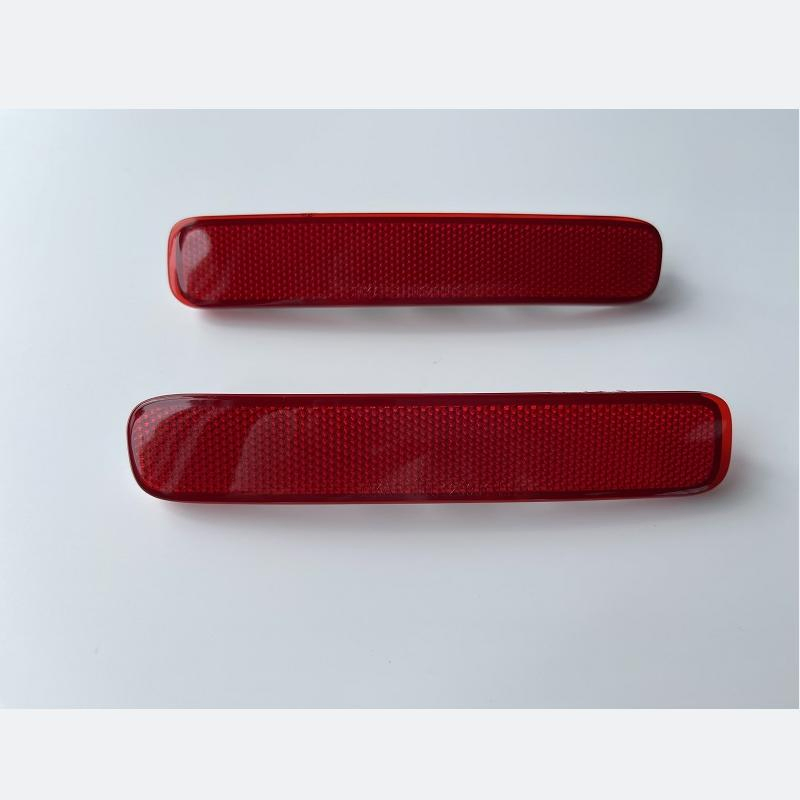 Задний бамперный отражатель Toyota Highlander 2012-2013