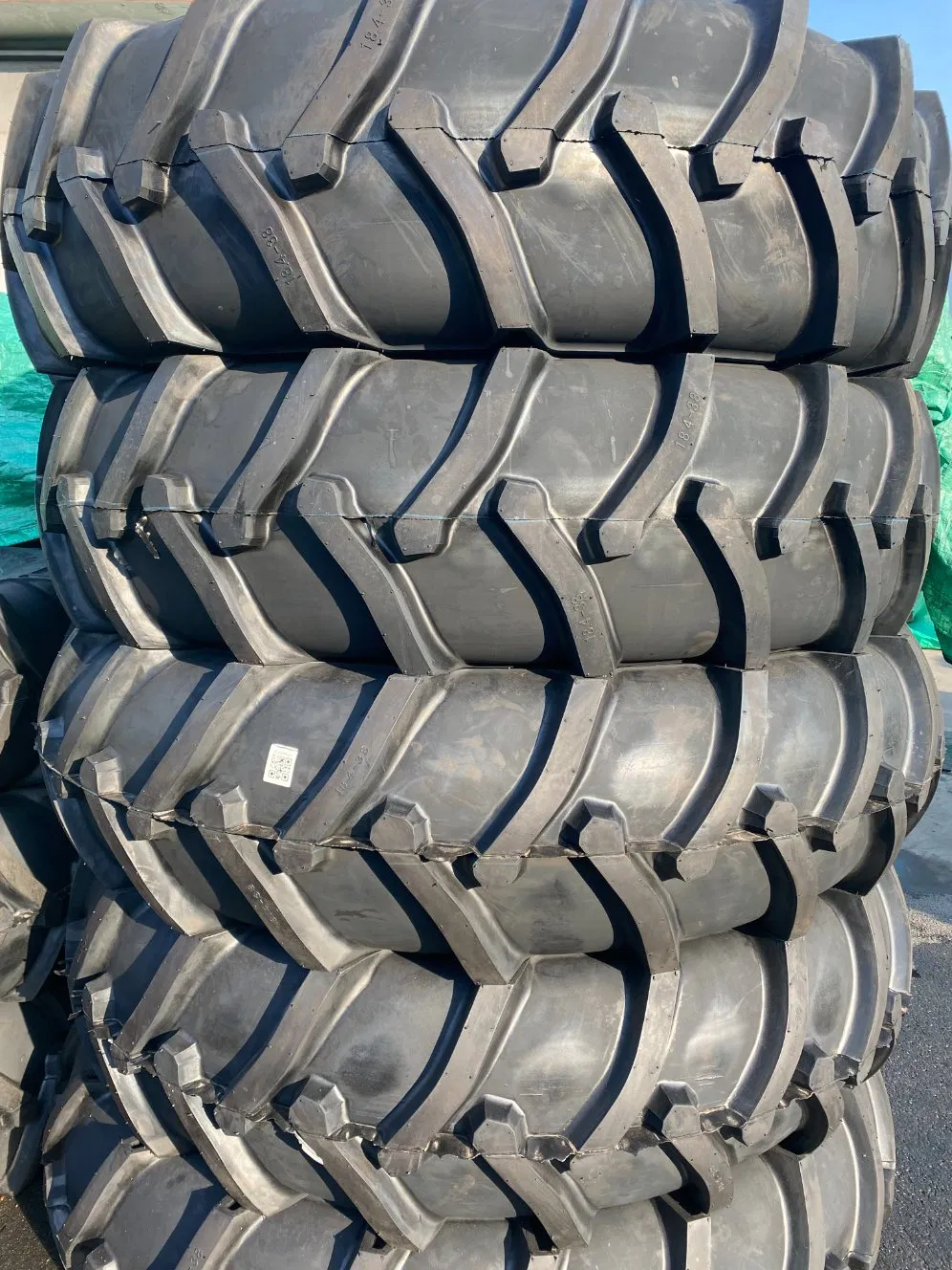 Tractor Farm Tyres 15.5-38 16.9-34 14.9-28 16.9/30 18.4/38 13.6/38 Agricultural 20.8/38 14.9/30 28L-26 19.5L-24 23.1-26 15L-24 11.00-16 OTR 20.5-25 23.5-25 26.5
