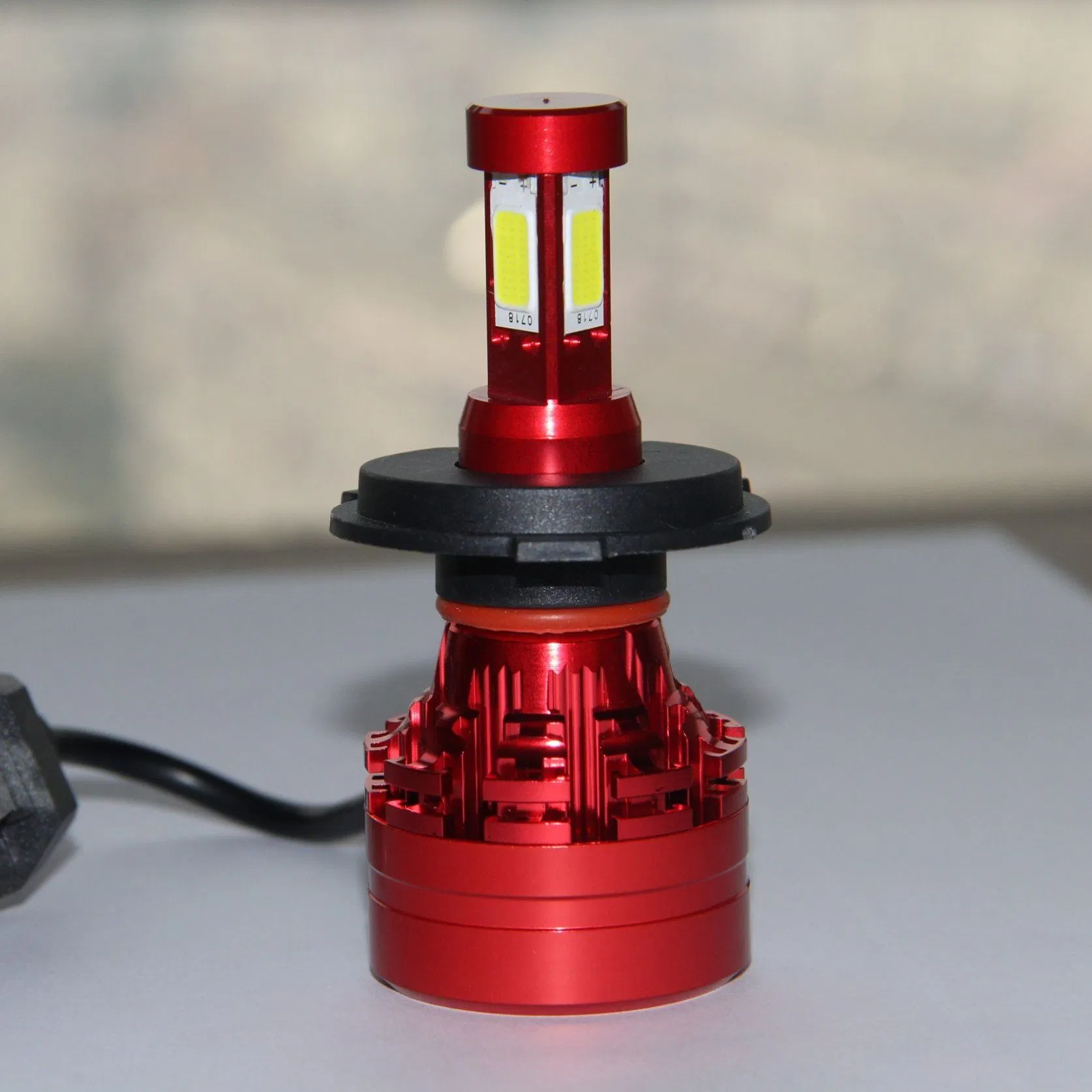 12V/24V 1.2A 35W Auto Accessories High Power Car LED Lamp Bulb for Motorcycle Headlights