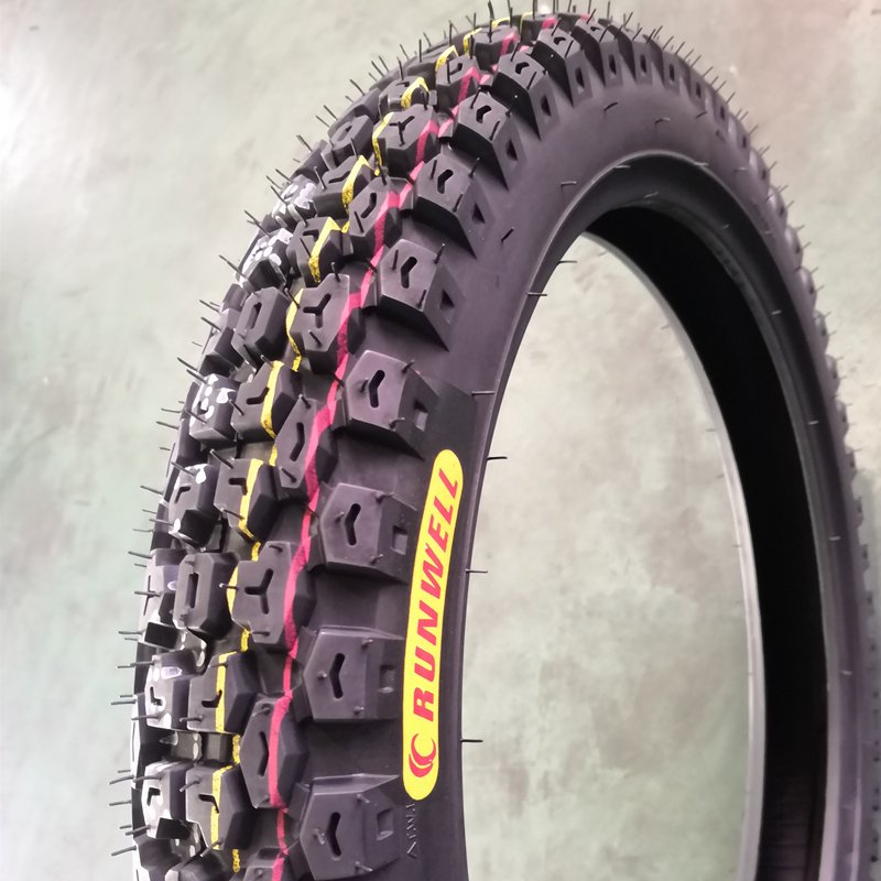 Мотошина 3.50-17 RUNWELL (камерная и бескамерная)