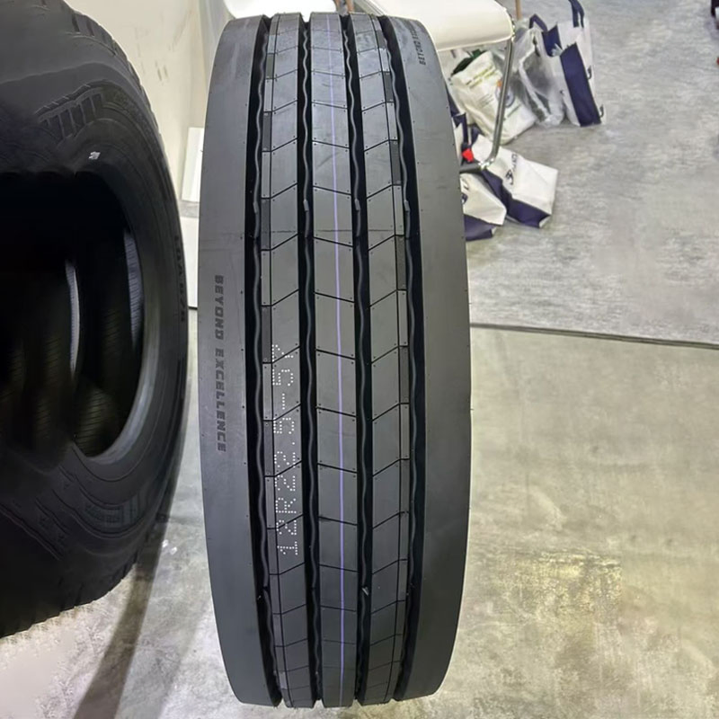 Landlux Advance Roadone Jinyu Tires for Sale 215/75r17.5 235/75r17.5 9.5r17.5 265/70r19.5 285 70r19.5 Tubeless off Road Highway Trailer Radial Light Truck Tire