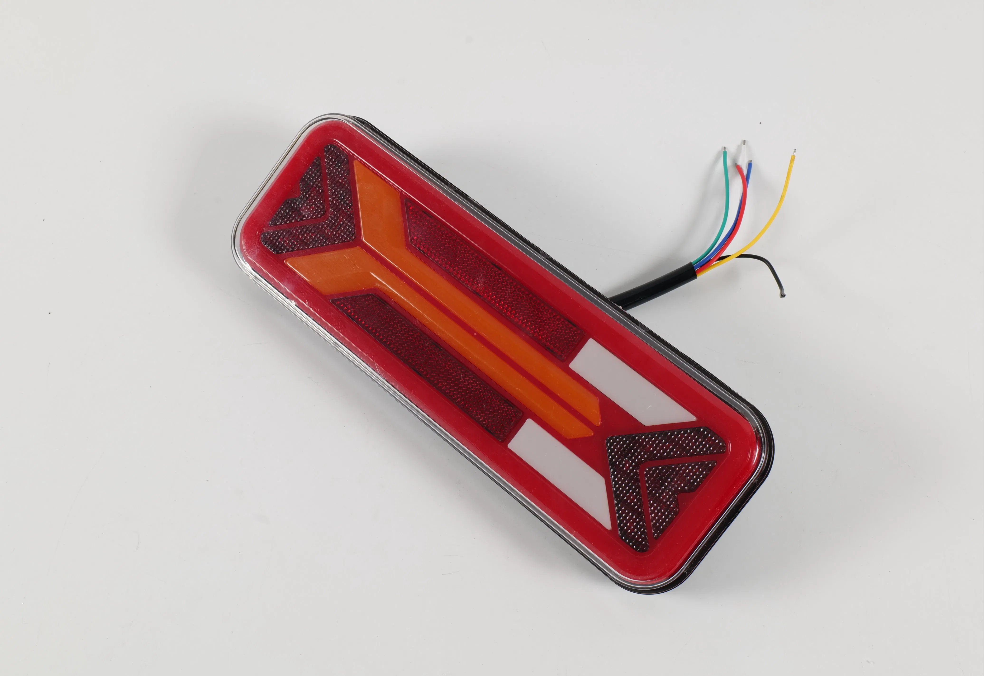 Универсальные светодиодные задние фонари для грузовиков