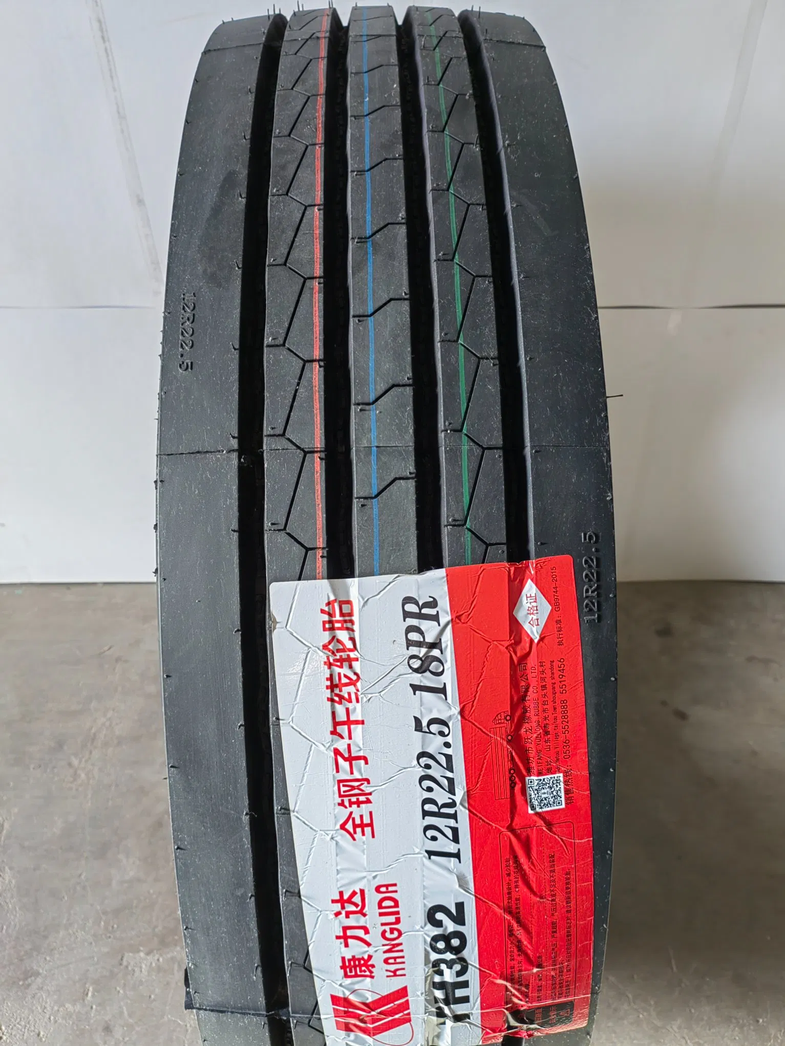 Грузовая шина 12R22.5 стальная радиальная 18PR