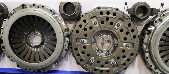 Shelf Auto Part Truck Clutch Cover Assembly for European Vehicles