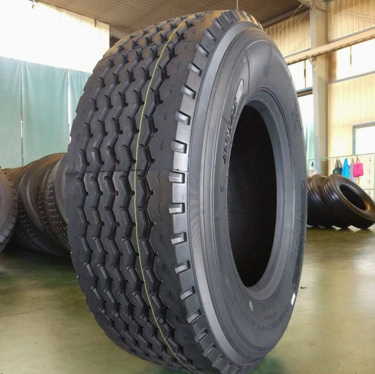 Economical Tubeless Truck Tire, Fuel-Efficient and Puncture-Resistant, Designed for Medium-Duty Trucks and Logistics Fleets.