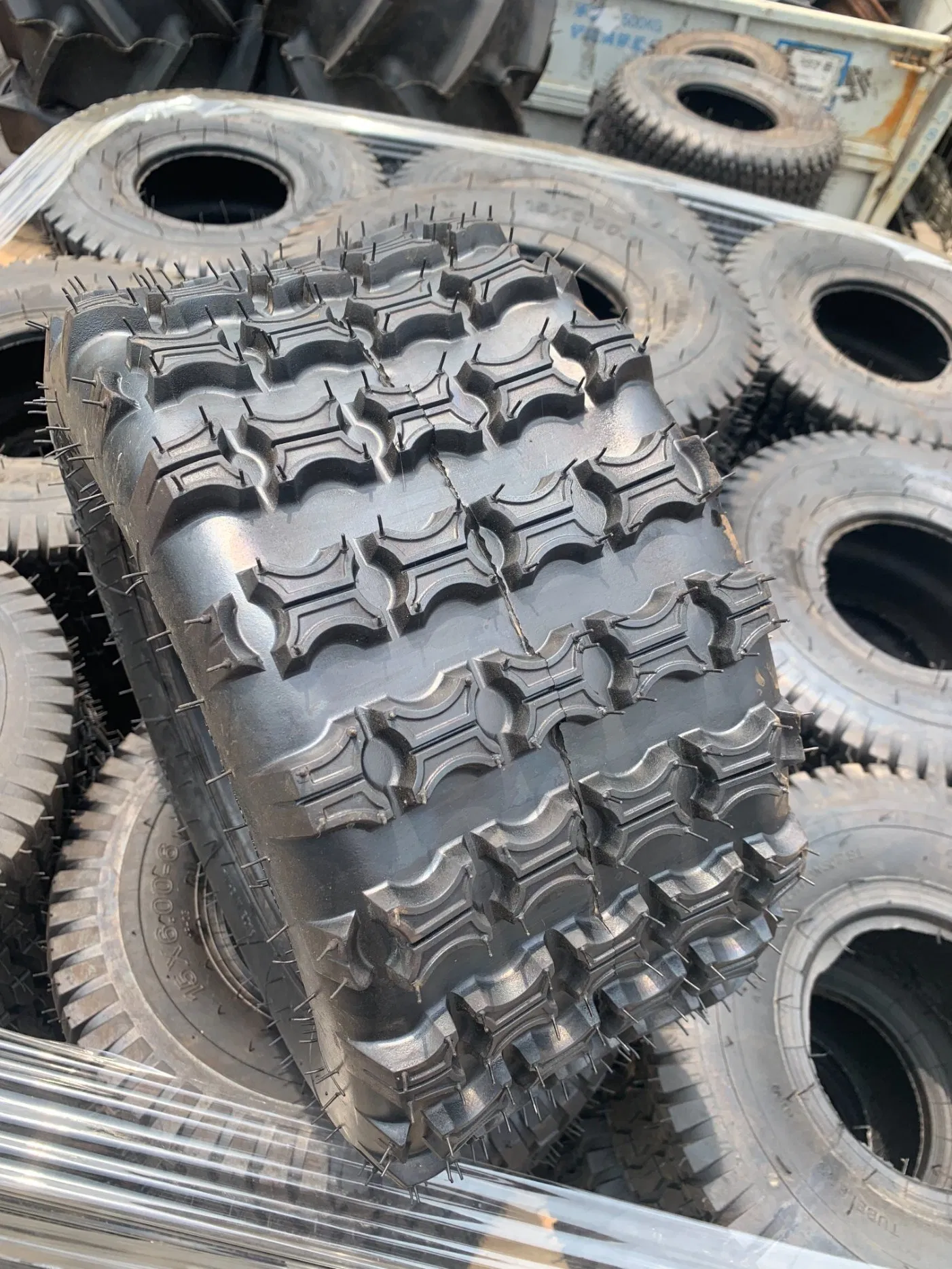 Шина бескамерная 16x7.50-8 для пляжных байков и техники