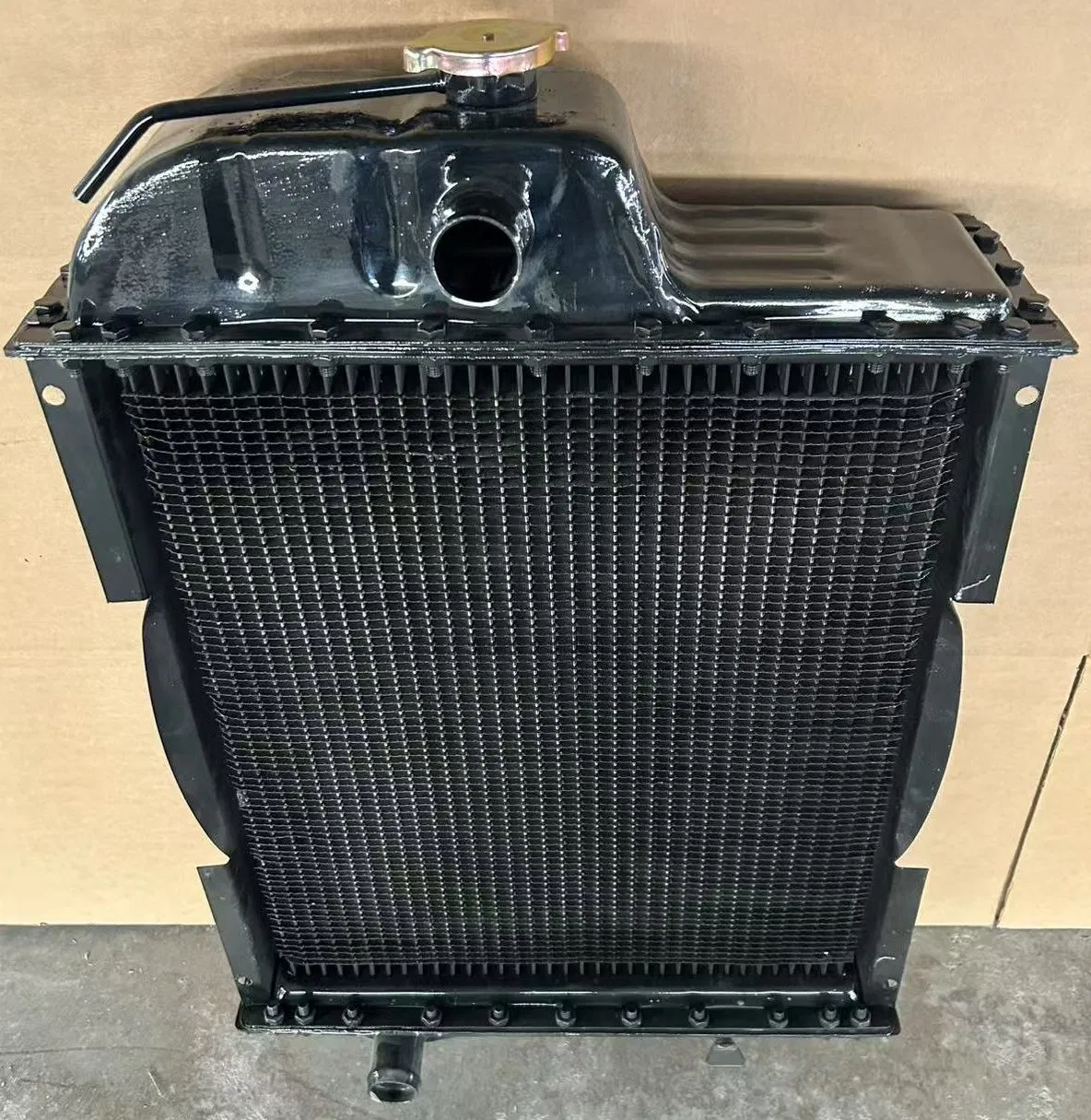 Радиатор для тракторов МТЗ 80, 82, 70Y/70P