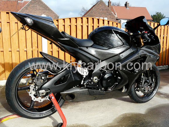 Carbon Fiber Motorcycle Spare Parts for Suzuki Gsxr 1000 Fenders Fairings Huggers