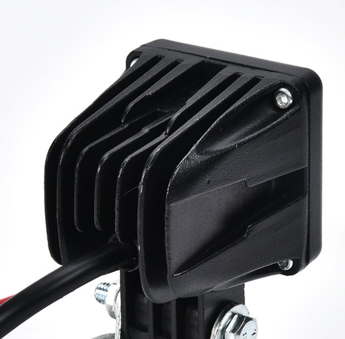 Квадратная LED лампа 10W 12V для внедорожников