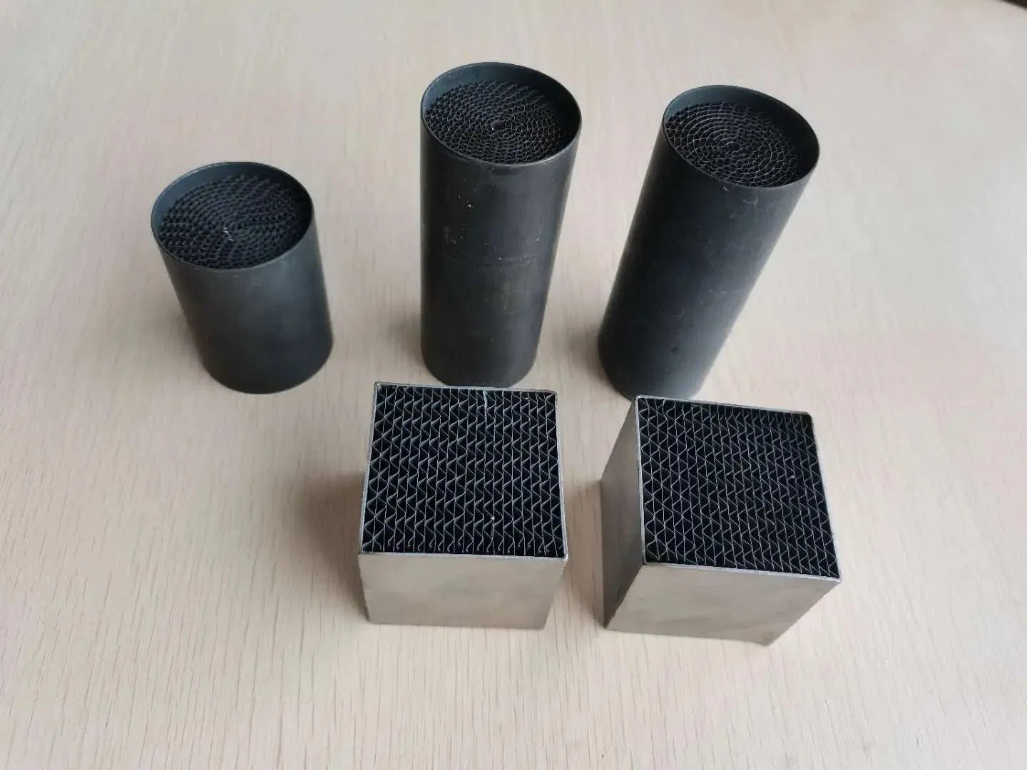 Металлический катализатор сотовый для выхлопной системы