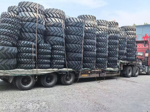 Bias Agriculture Tyre/Wheel for Harvester/Tractor and AG Machinery R7