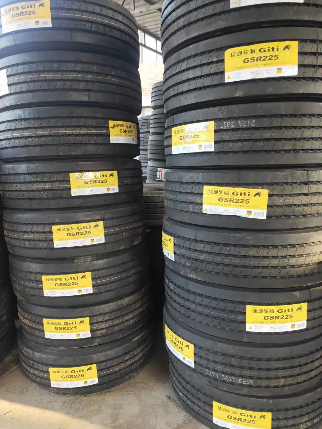 Giti Radial Tyre with Best Prices 12.00r20 11.00r20 Dump Truck Tyre