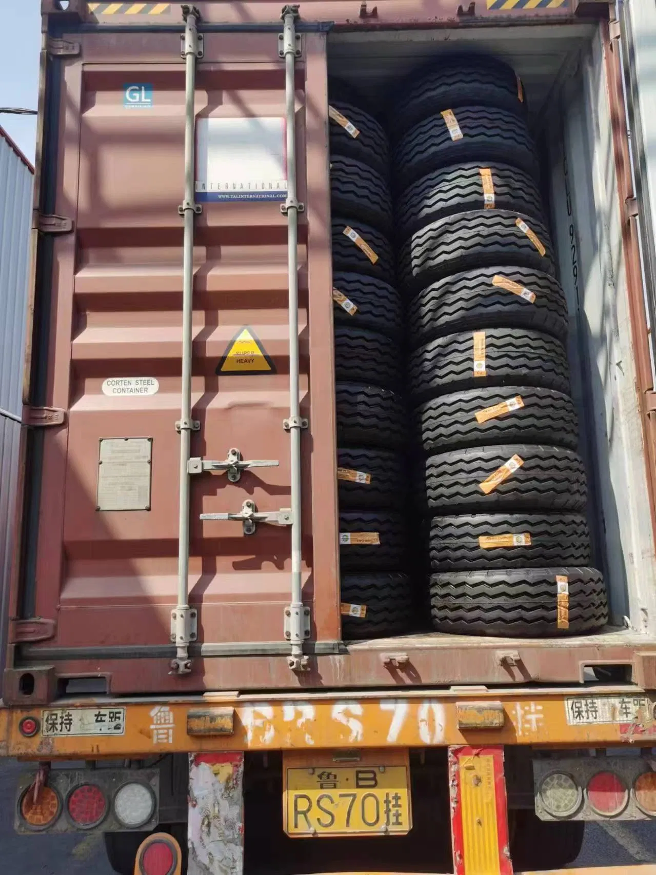 11L-16 Backhoe Loader Tyre F-3 for Construction and Industrial Use with ISO Certification