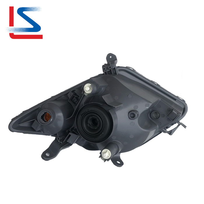 Фара головного света для Toyota Ist Xa 2005