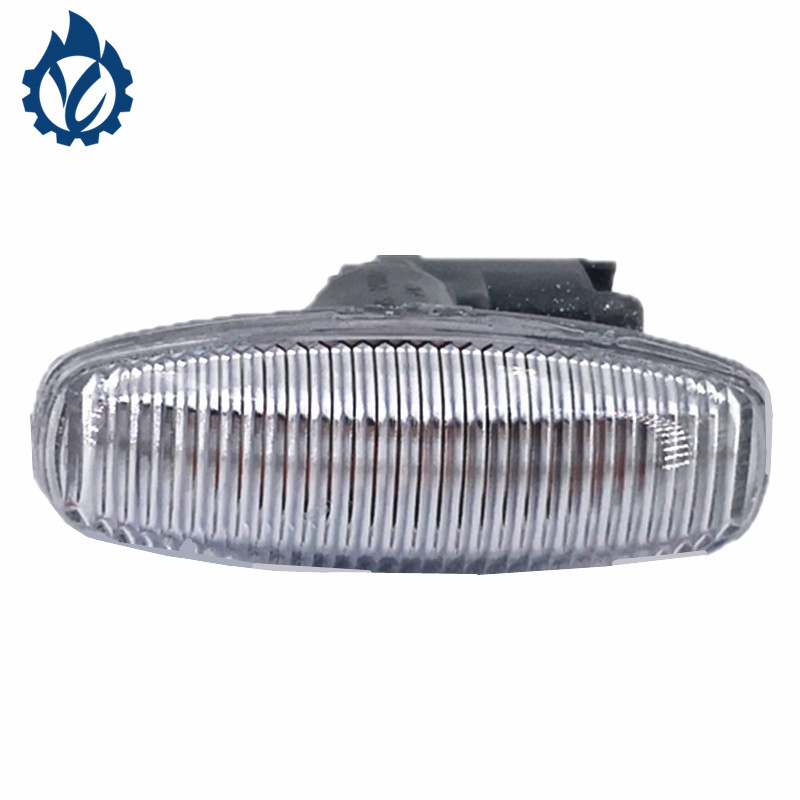 Боковая лампа для Toyota Hilux Revo