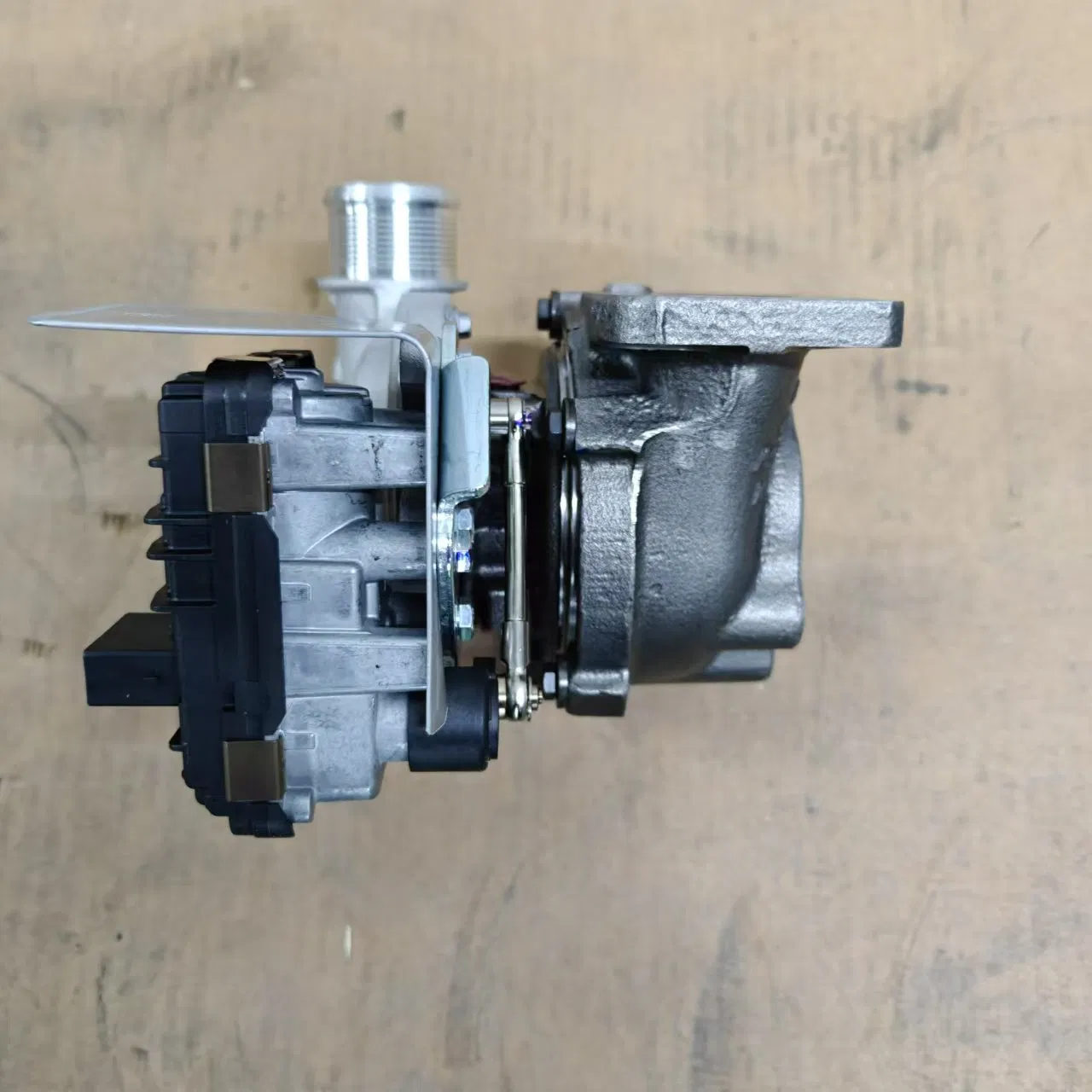 Турбокомпрессор Garrett для Saic Maxus T60 2.8t