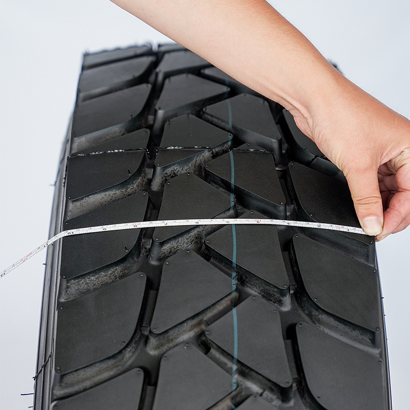 China Factory High Quality Landlux Sailun Wanli Boto Aufine Radial Truck Bus Manufacturers Haul Tubeless 275/70r22.5 275/80r22.5 295/80r22.5 Bulk TBR Truck Tyre