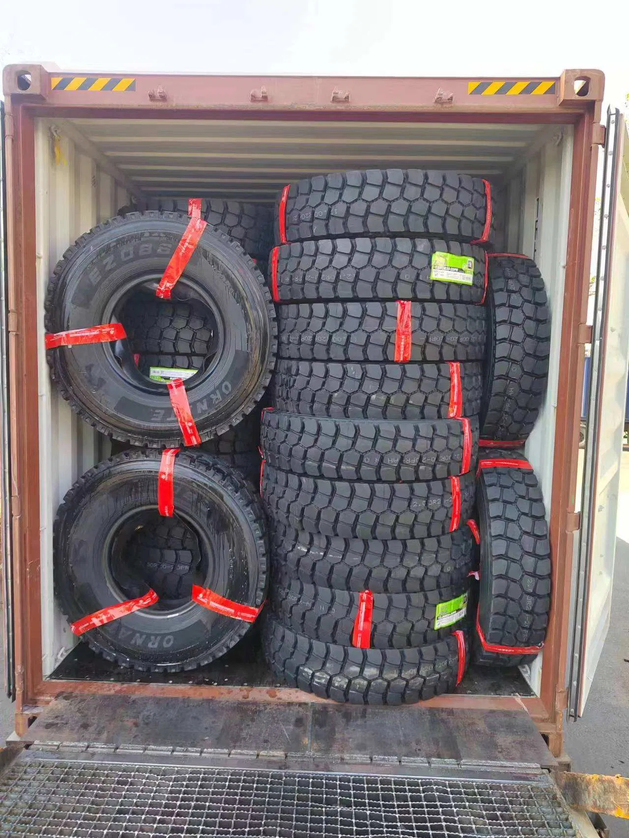Semi Truck Tyres 295 75 R22.5 9.00 X20 385/65/22.5 Truck Tires for Sale