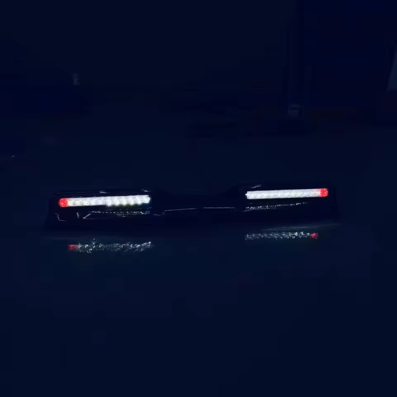 Светодиодный прожектор красный для крыши автомобиля Tank 300