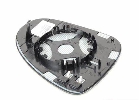 Auto Parts The Mirror Lens Assembly for Touareg 2011-14 7p6 857 521b/7p6 857 522b