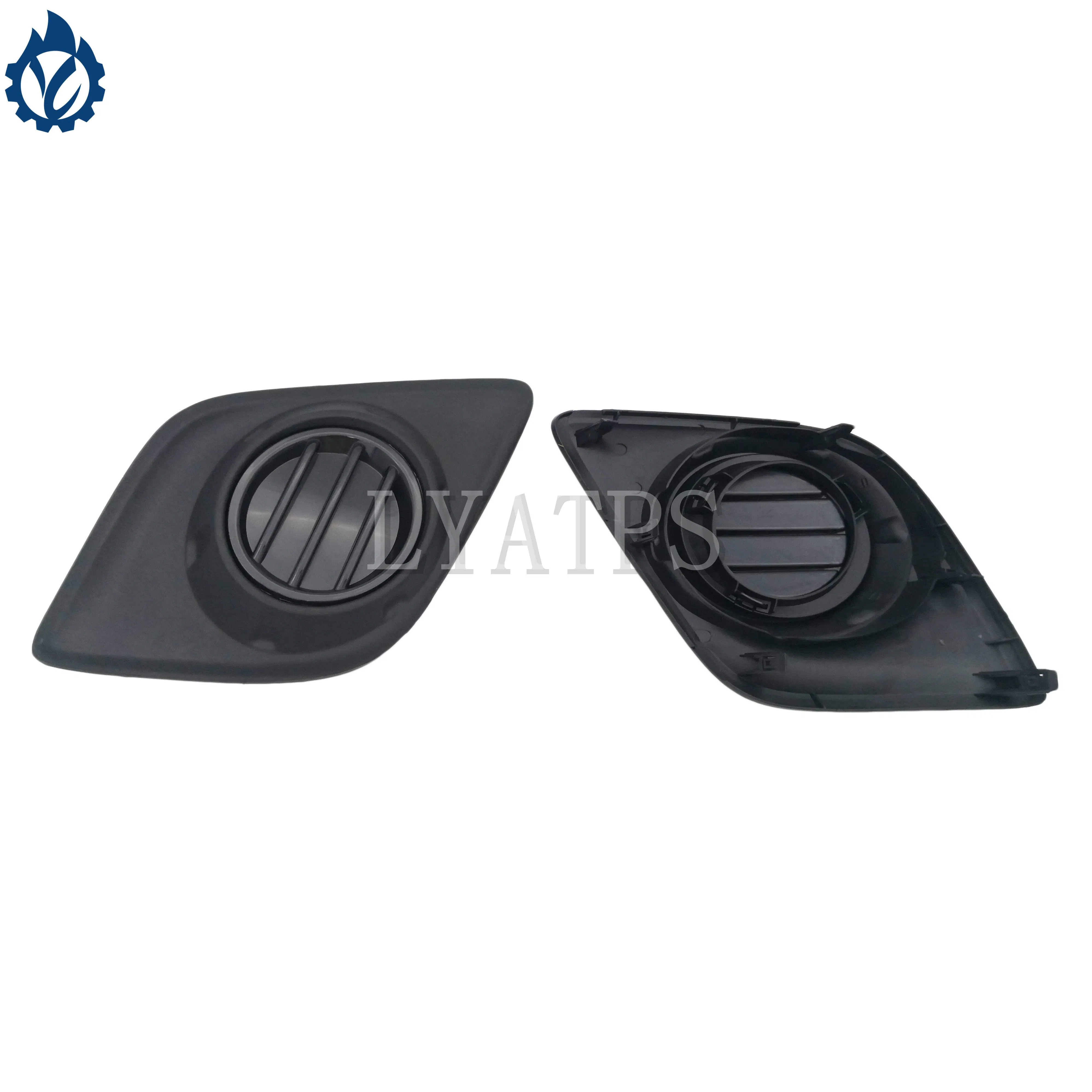 Защитная крышка противотуманной фары Toyota Revo 2015