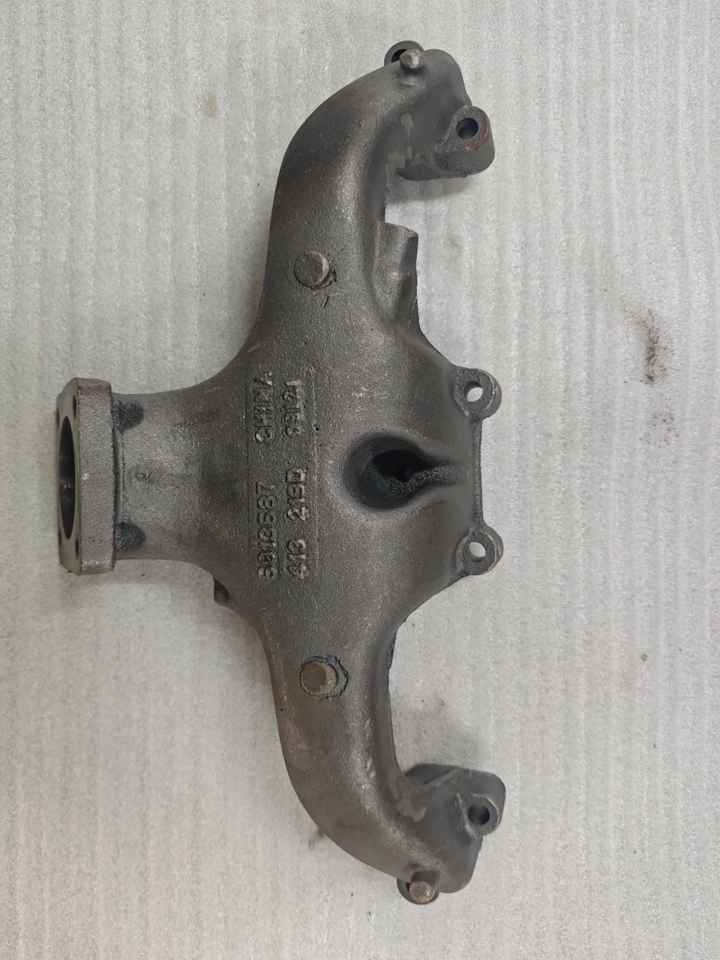 Регулируемый воздухозаборник для авто