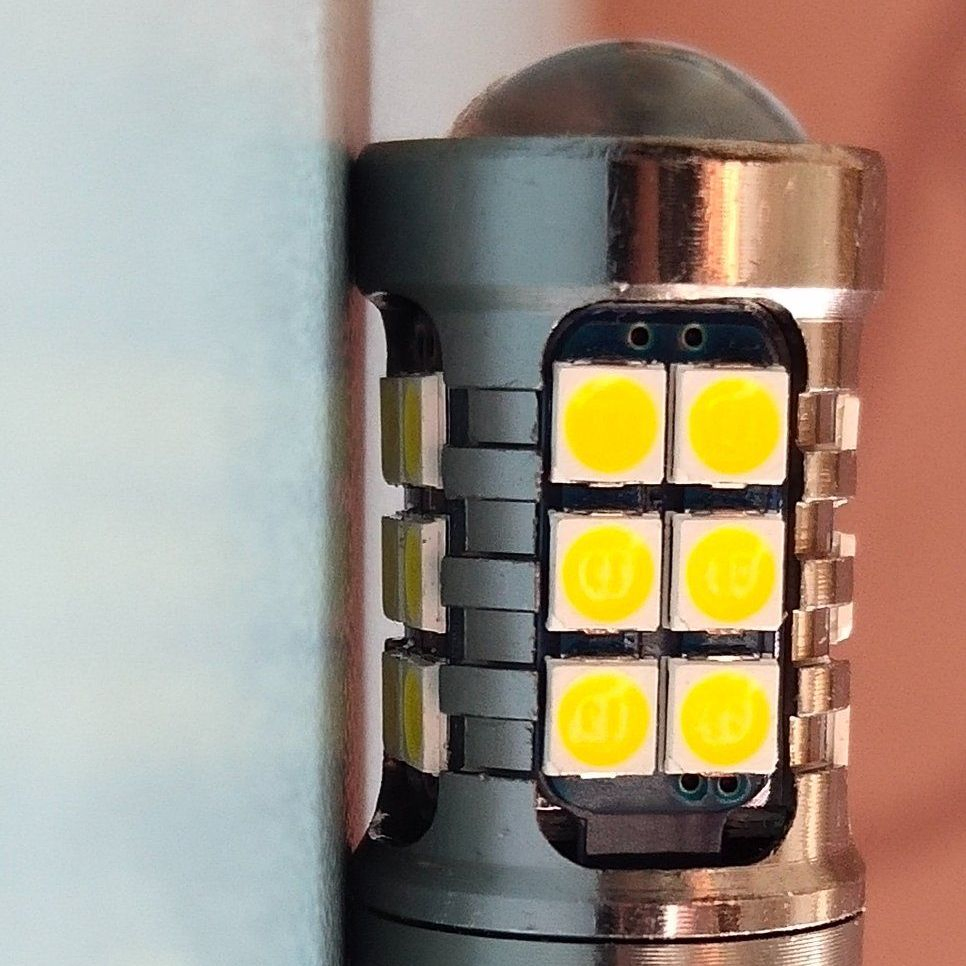 Светодиодная лампа T10 5W/6W для авто, 2 шт.