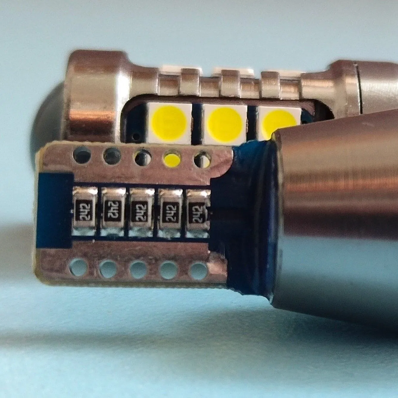 Светодиодная лампа T10 5W/6W для авто и мотоциклов