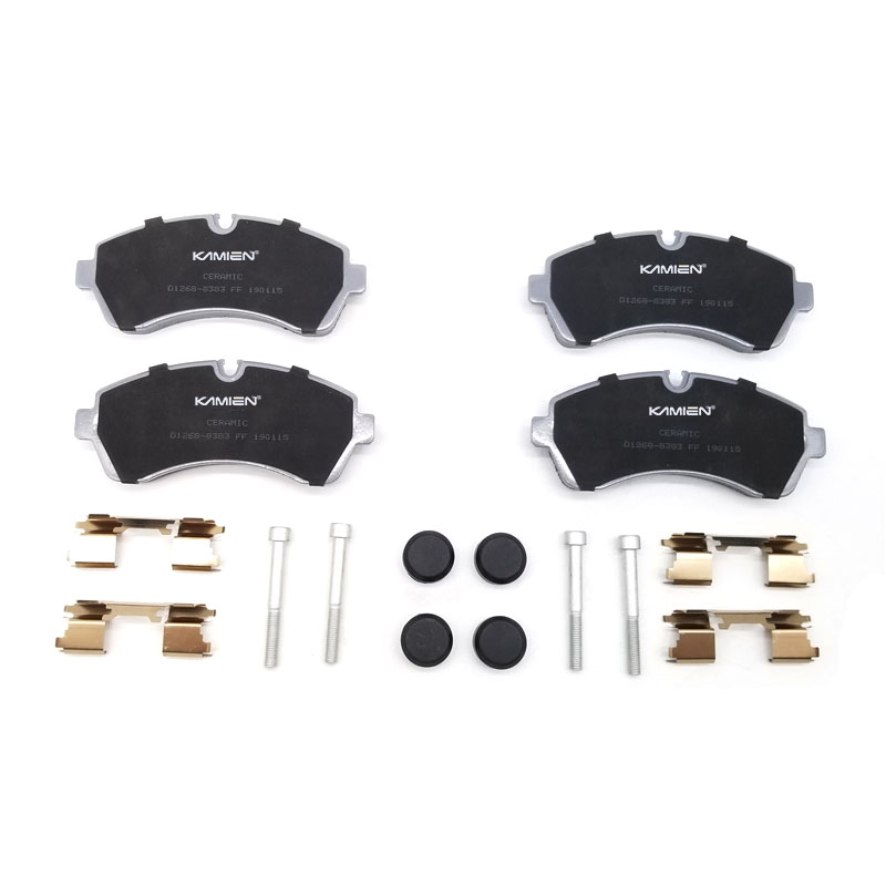 Factory Price Japan Car Break Parts Wholesale Brake Pads for Honda Fit