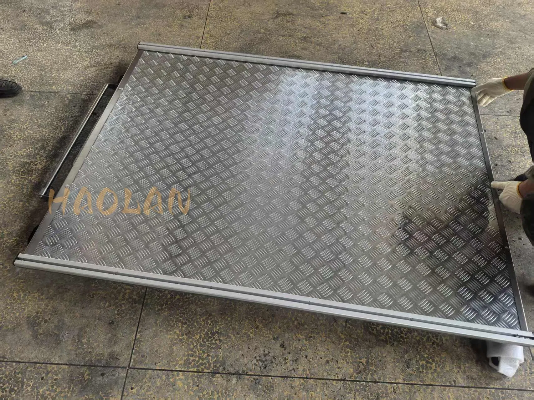 Pickup Truck Accessories Aluminum Bed Tray Slide Heavy Duty Cargo Slide out Tray