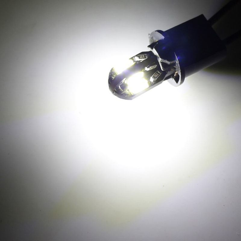 Светодиодная лампа для подсветки номерного знака