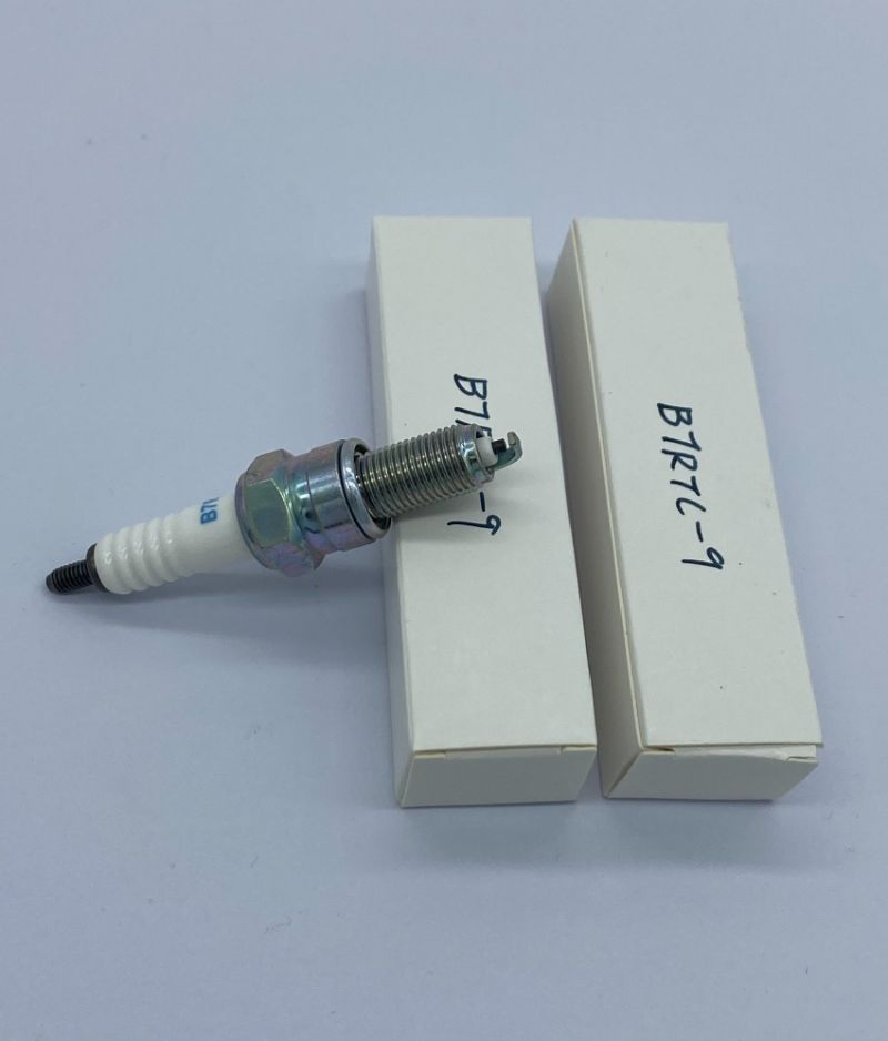 Свеча зажигания CPR7EA-9 для мотоцикла B7RTC-9