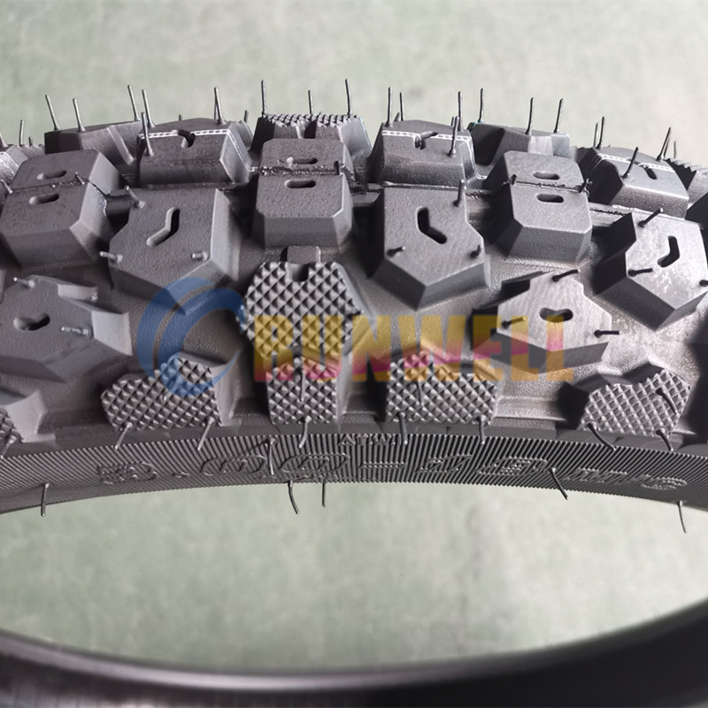 Мотошины камерные и бескамерные 2.75-18, 3.00-17, 300-18, 4.10-18