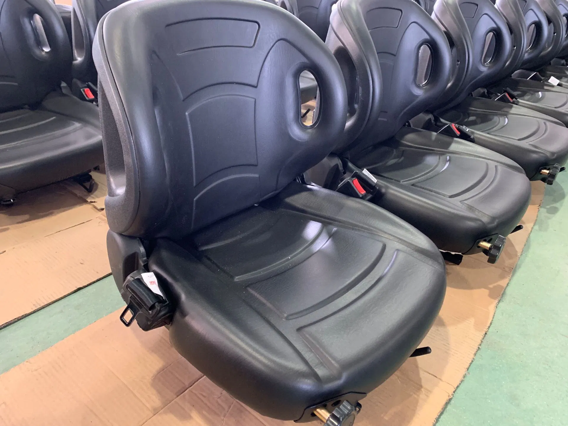 1.5ton -10 Ton Cheap New Solid Forklift Tire