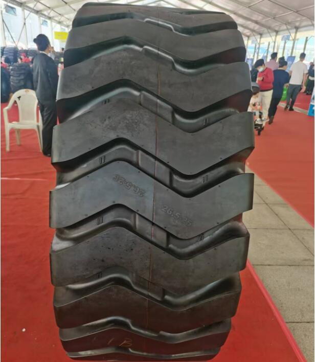 New Design Loader Tire off The Road Tire 16/70-20 16/70-24 17.5-25 20.5-25 23.5-25 26.5-25 29.5-25 Road Roller Tire Excavator Tire