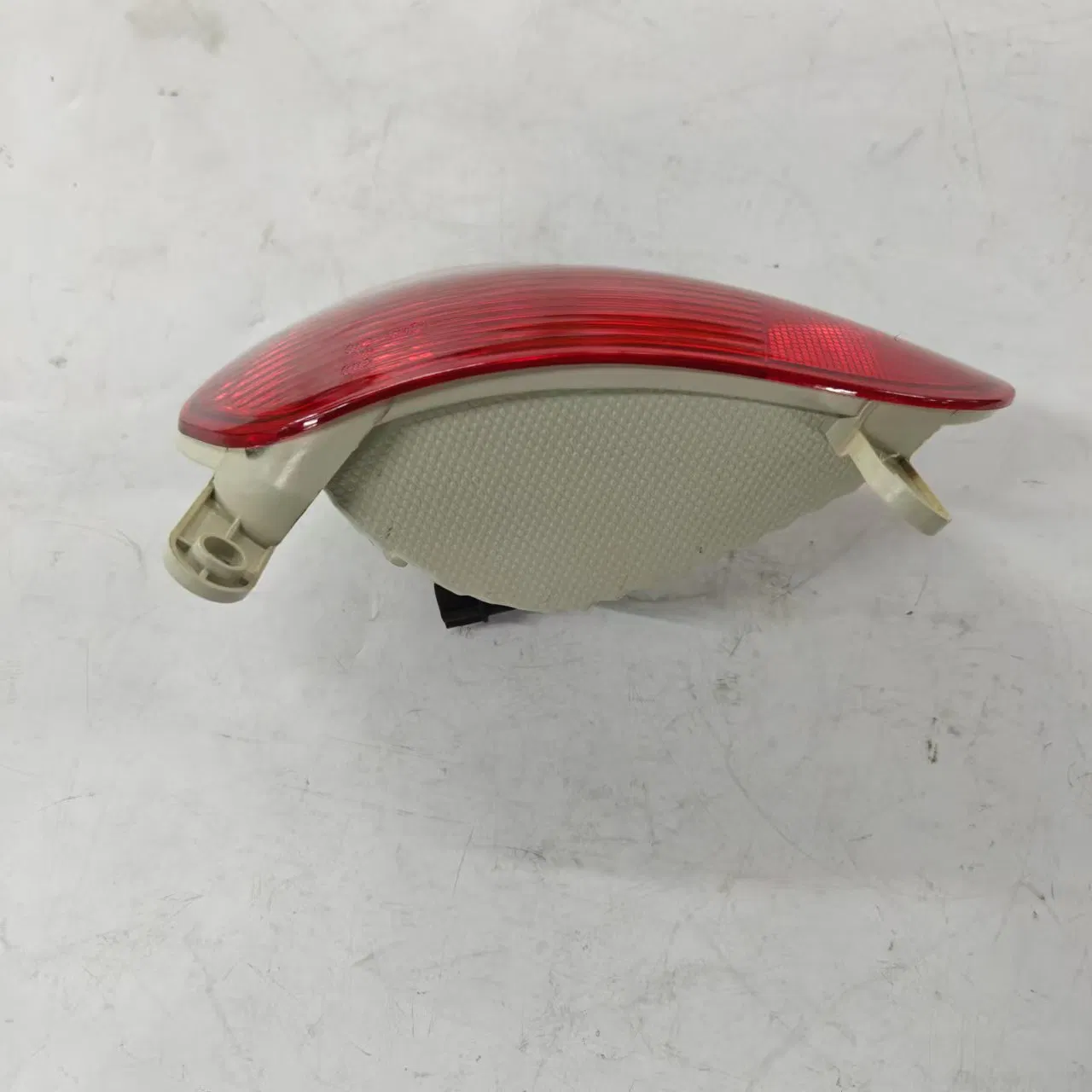 Противотуманные фары задние для Saic Maxus G10